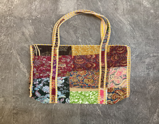 Tote bag